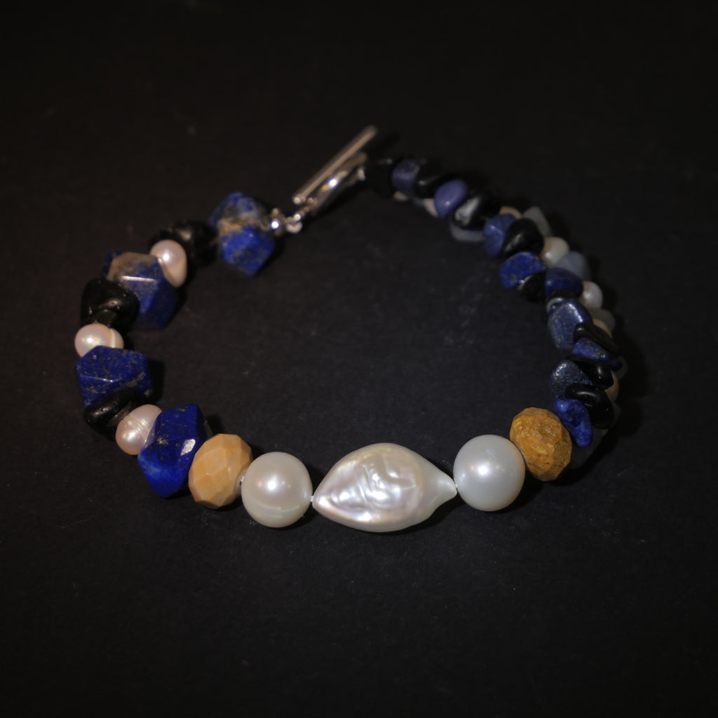 Luminous Pure: Vermeer Inspired Pearl & Picture Jasper Bracelet——A classical palette for elegance and intuition