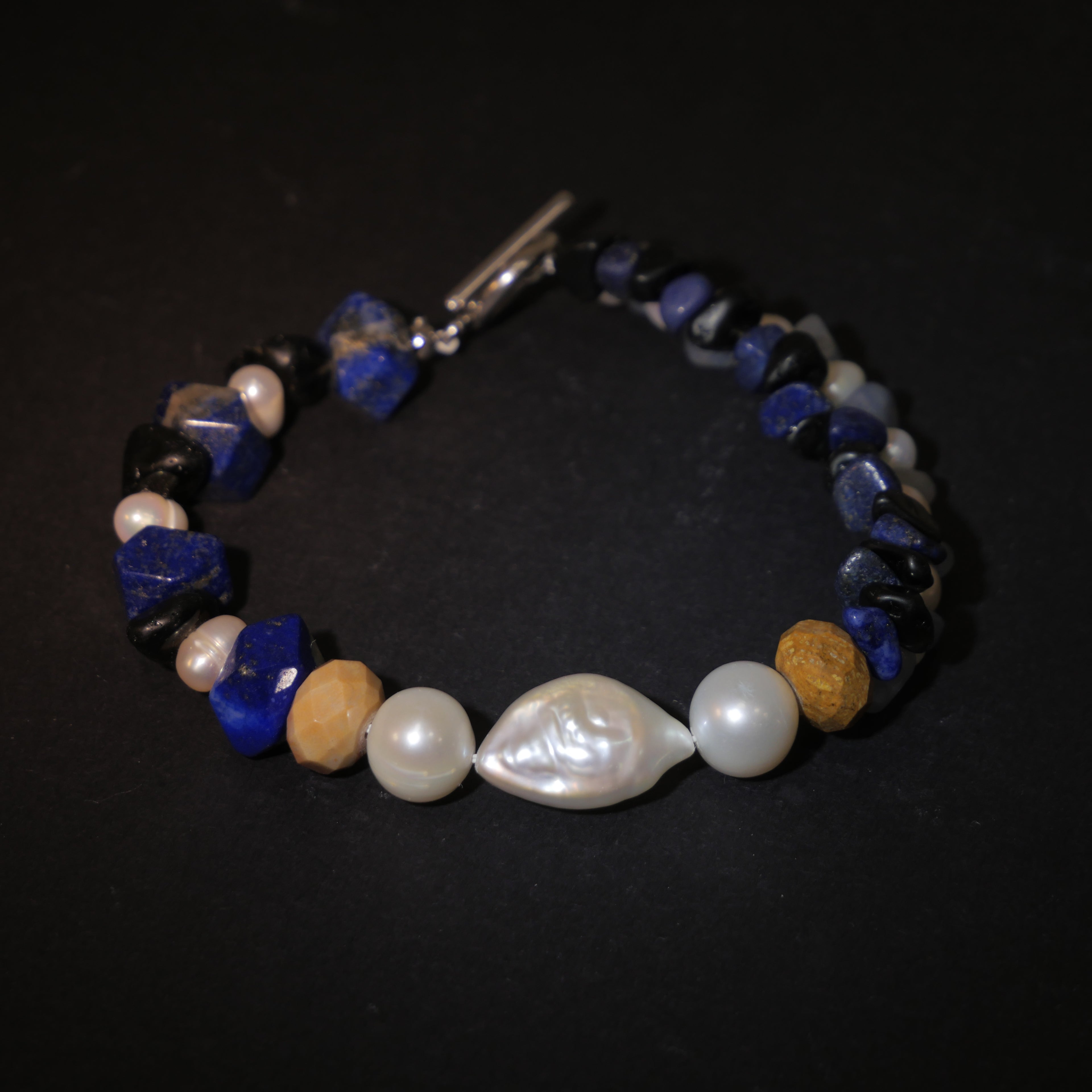 Luminous Pure: Vermeer Inspired Pearl & Picture Jasper Bracelet——A classical palette for elegance and intuition