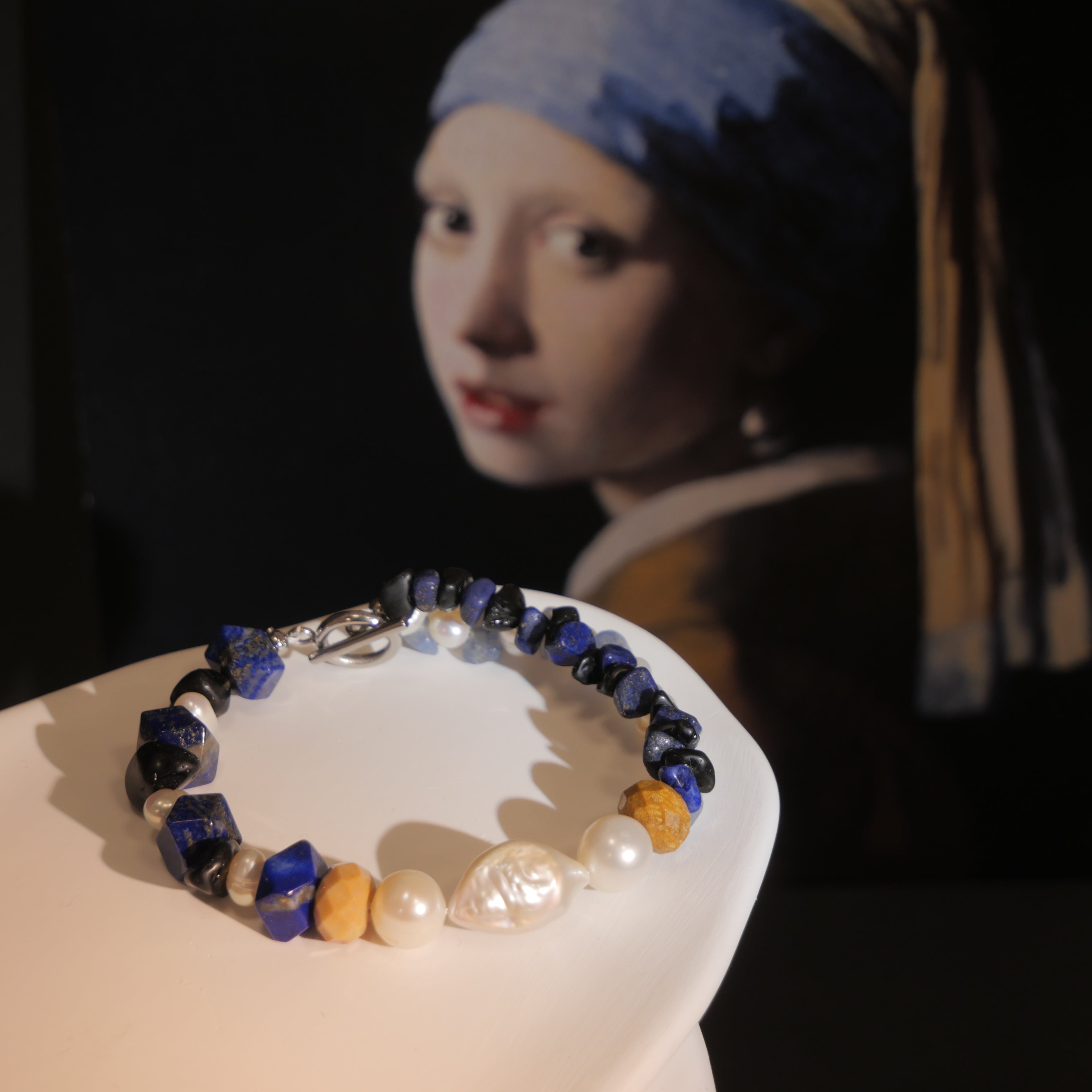 Luminous Pure: Vermeer Inspired Pearl & Picture Jasper Bracelet——A classical palette for elegance and intuition