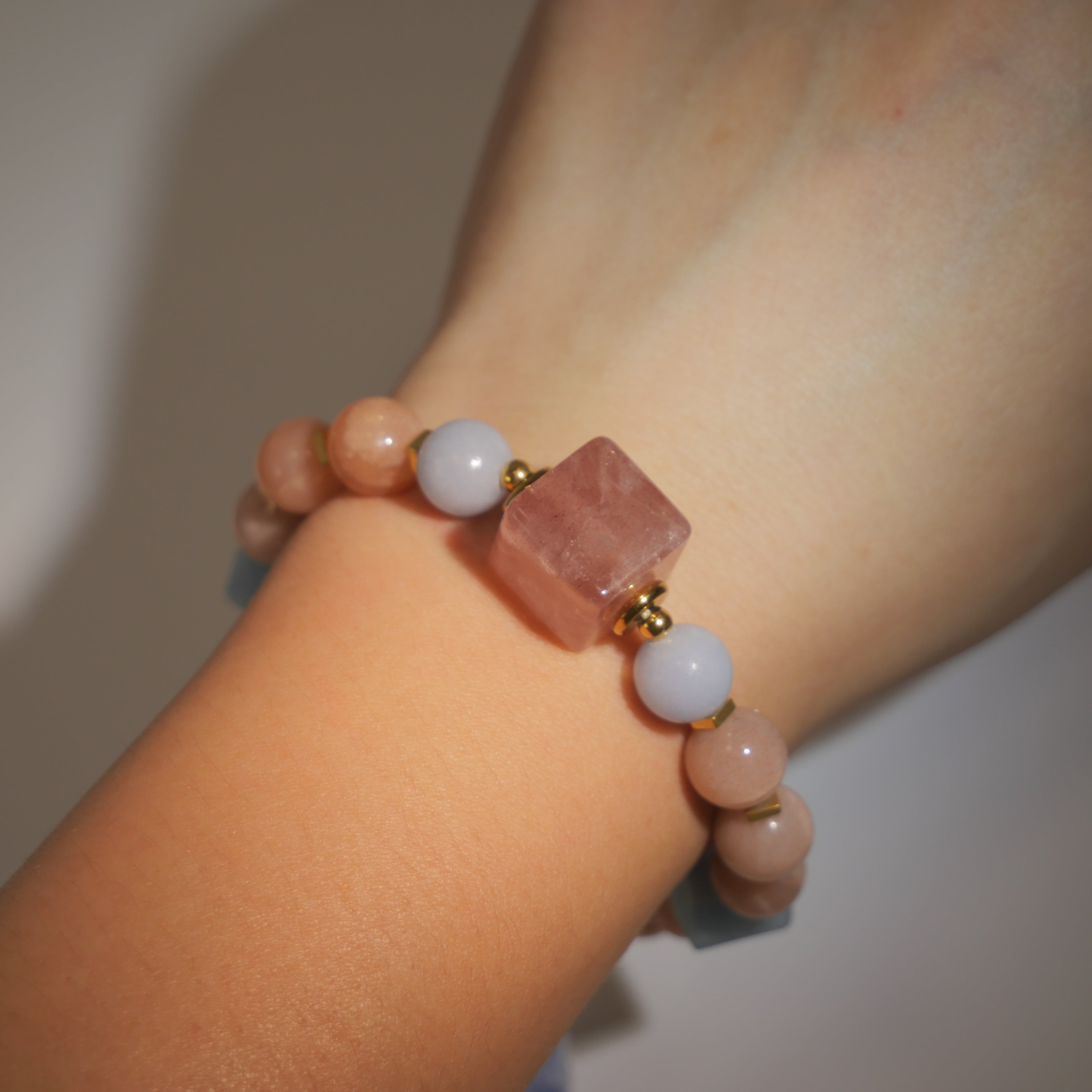 Sharded Beauty: Picasso Inspired Rhodochrosite & Aquamarine Bracelet——A fractured palette for revolution and positivity.
