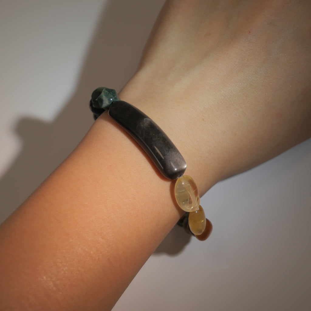 Urban Vision: Hopper Inspired Citrine & Silver Sheen Obsidian Bracelet——A neon palette for clarity and strength.