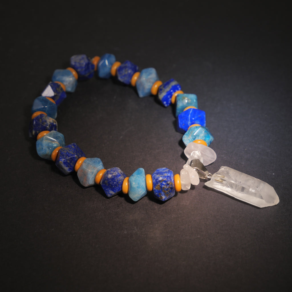 Saint-Rémy Blue: Van Gogh Inspired Lapis Lazuli & Apatite Bracelet——A rhythmic palette for creative vision.