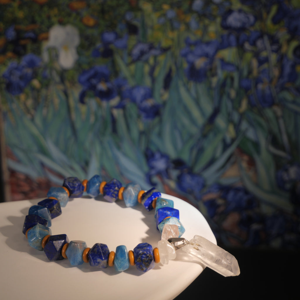 Saint-Rémy Blue: Van Gogh Inspired Lapis Lazuli & Apatite Bracelet——A rhythmic palette for creative vision.