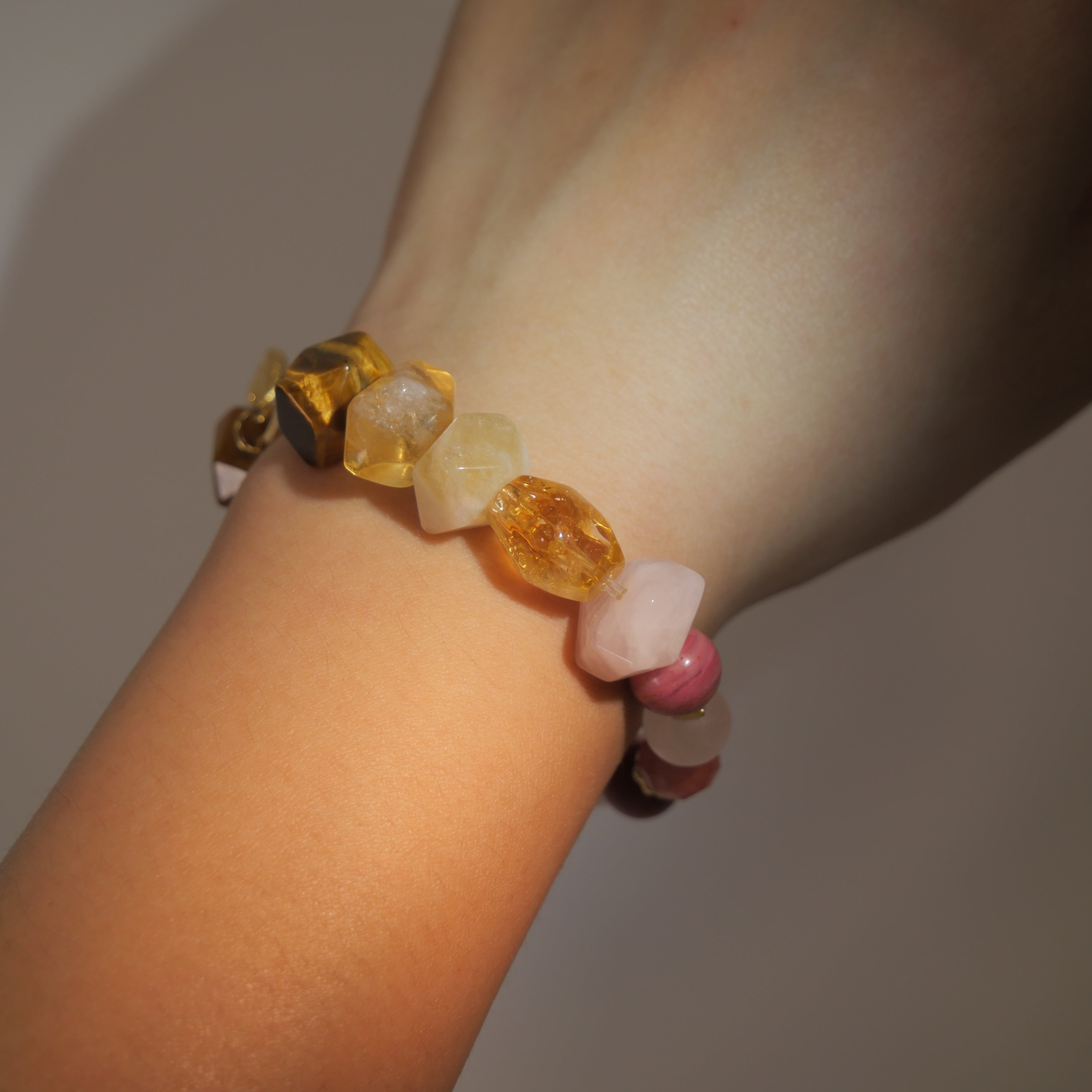 Pop Glamour: Warhol Inspired Citrine & Watermelon Red Stone Bracelet ——A vibrant palette for confidence and joy