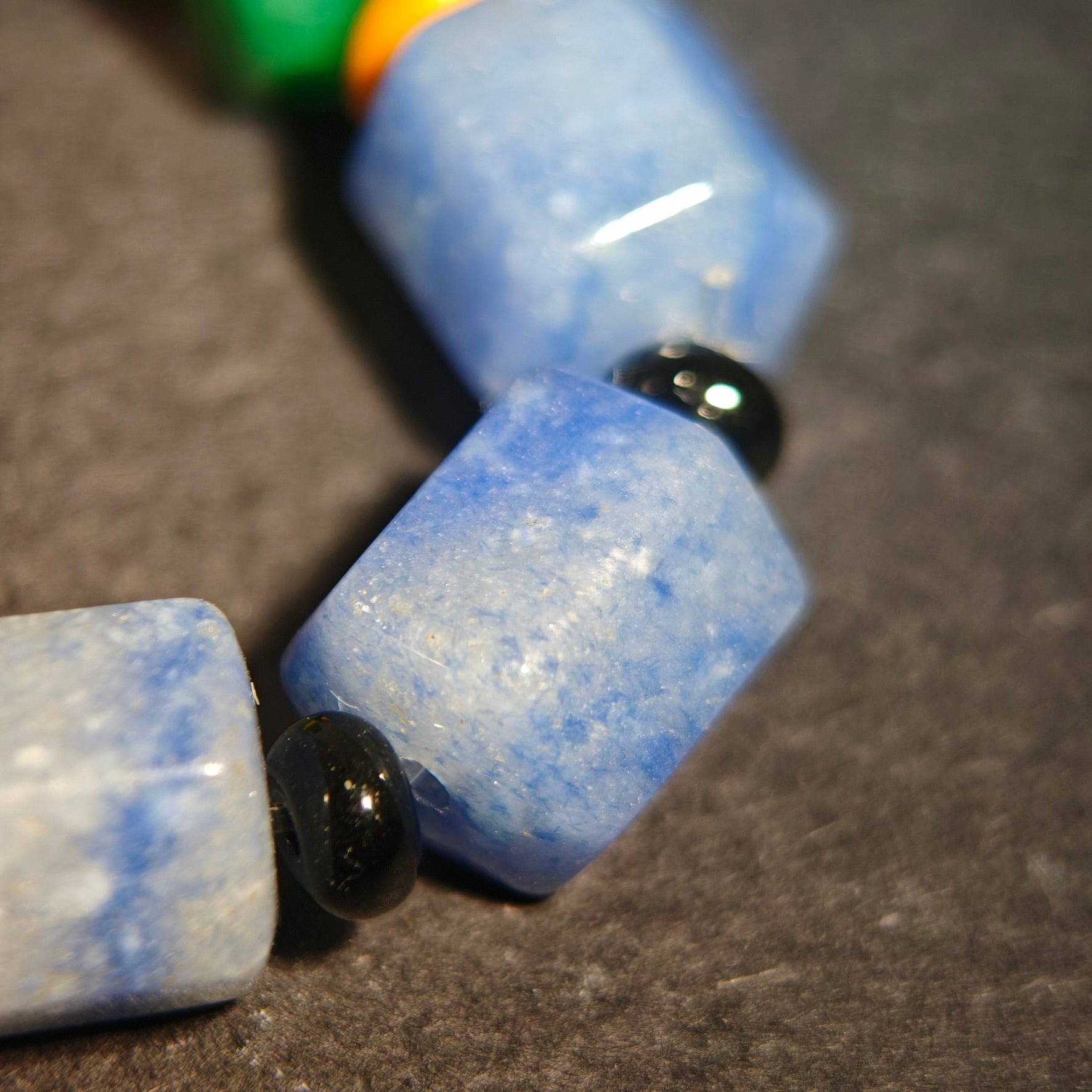 Turbulent Will: Van Gogh Inspired Yellow Agate & Blue Aventurine Bracelet——A rhythmic palette for willpower and intuition.