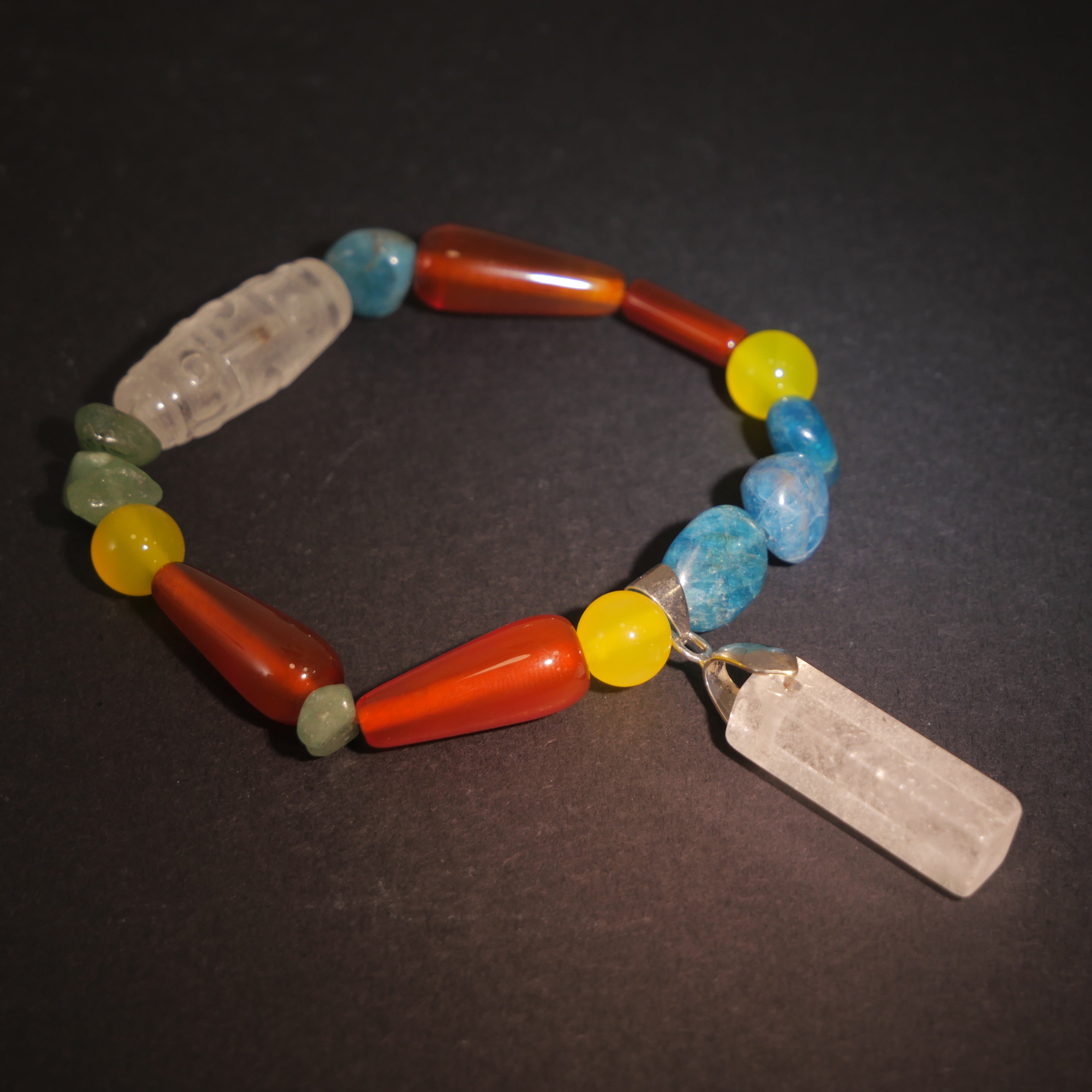 Surrealist Dream: Picasso Inspired Carnelian & Clear Quartz Bracelet——A vibrant palette for joy and inner peace