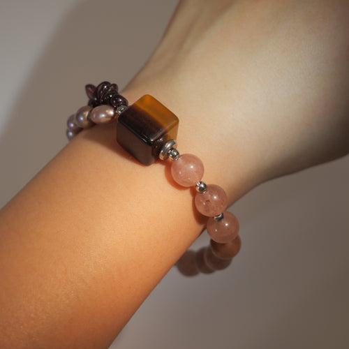 Deep Vision: O'Keeffe Inspired Fluorite & Strawberry Quartz Bracelet——A velvety palette for strength and intuition.