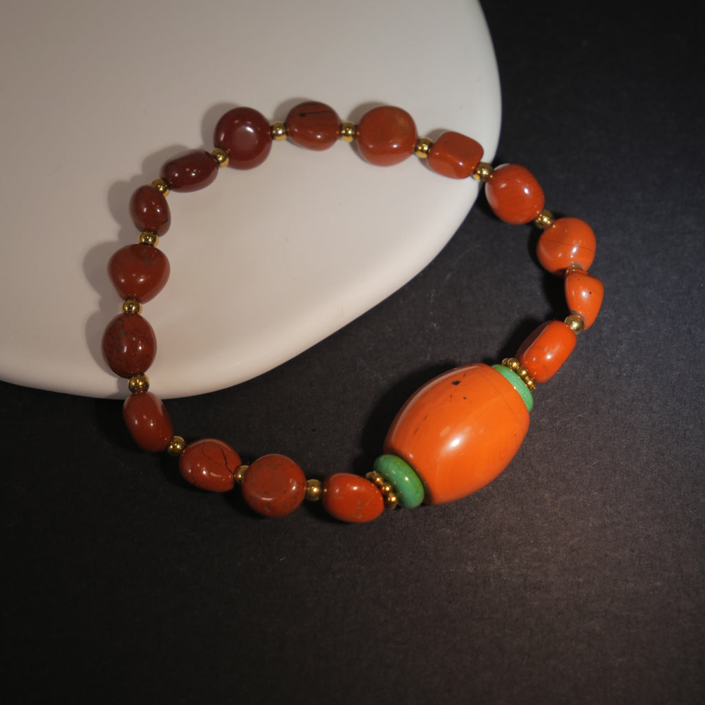 Radiant Flame: O'Keeffe Inspired Red Jasper & Malachite Bracelet——A fiery palette for vitality and passion
