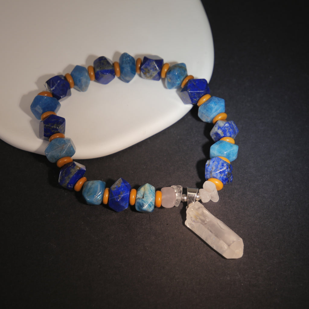 Saint-Rémy Blue: Van Gogh Inspired Lapis Lazuli & Apatite Bracelet——A rhythmic palette for creative vision.